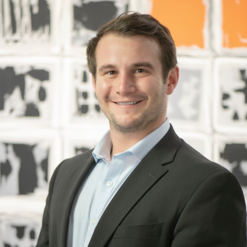 Adam Hendrik Headshot